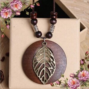 Vintage Style Long leaf Necklace Chain fall‎ vibes autumn colors harvest theme